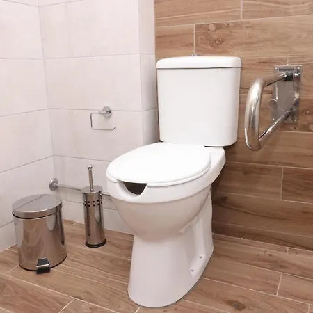 Apartmanhotel Cynthia Vrasná