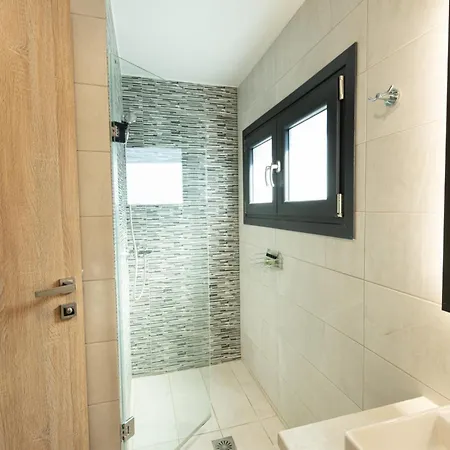 Cynthia